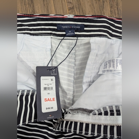 Tommy Hilfiger Striped Classic Stretch Short, Size 10 - Picture 5 of 11